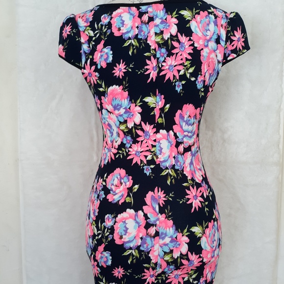 FLORAL PRINT DRESS - Picture 3 of 7